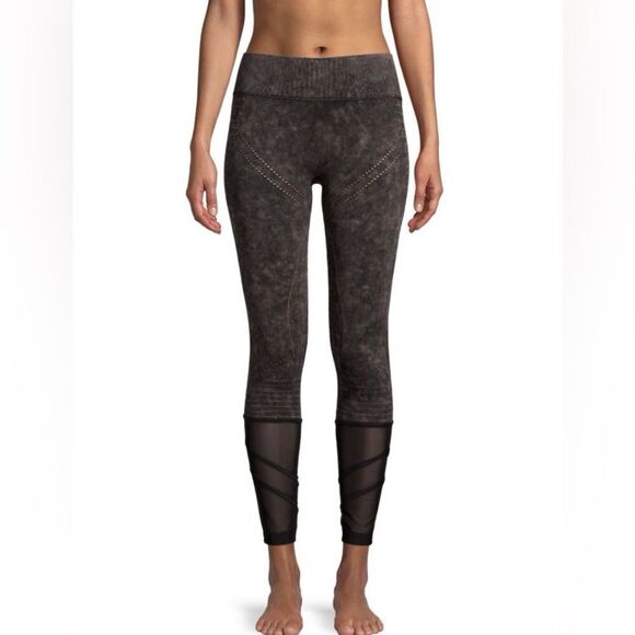 Blanc Noir Gray & Black Excel Leggings Medium NWT - Picture 7 of 9